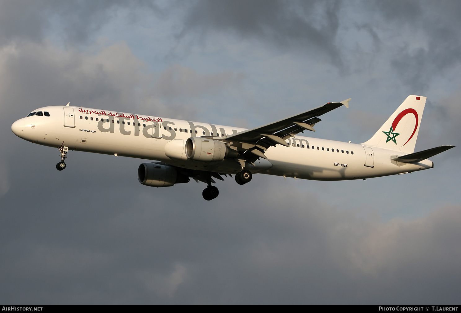 Aircraft Photo of CN-RNX | Airbus A321-211 | Atlas Blue | AirHistory.net #214104