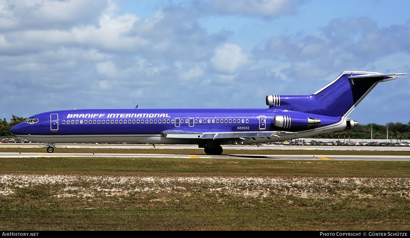 Aircraft Photo of N8855E | Boeing 727-225 | Braniff International Airlines | AirHistory.net #214274