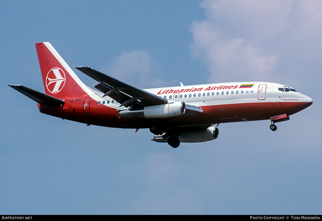 Aircraft Photo of LY-BSD | Boeing 737-2T4/Adv | Lithuanian Airlines | AirHistory.net #214284