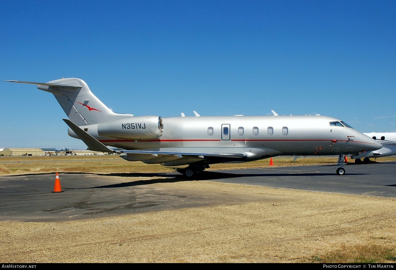 Aircraft Photo of N351VJ | Bombardier Challenger 350 (BD-100-1A10) | VistaJet | AirHistory.net #214292