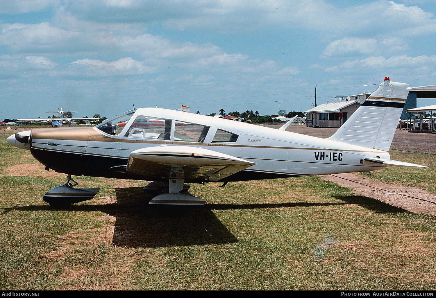 Aircraft Photo of VH-IEC | Piper PA-28-235 Cherokee D | AirHistory.net #214297