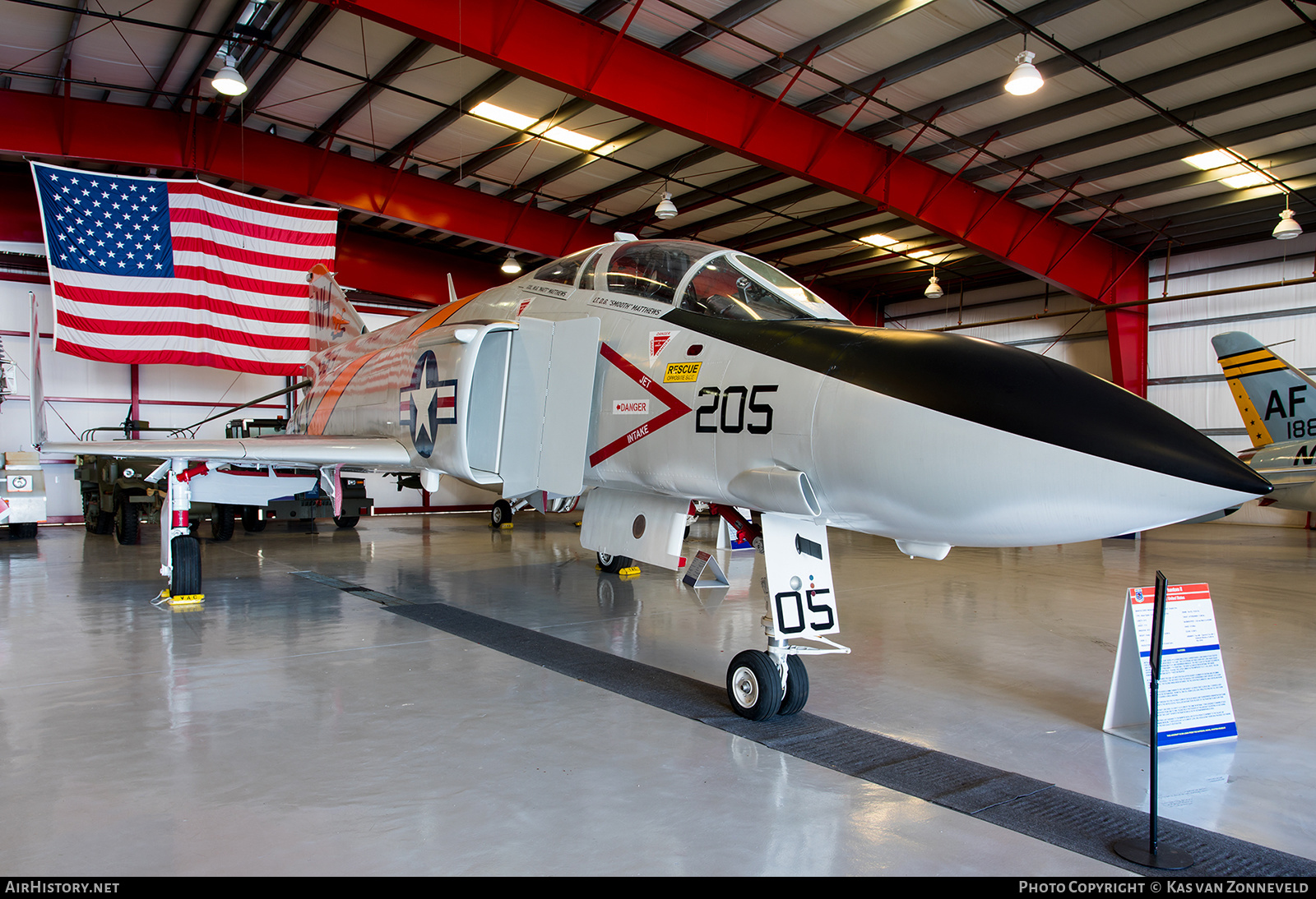 Aircraft Photo of 155563 | McDonnell F-4J Phantom II | USA - Navy | AirHistory.net #214376