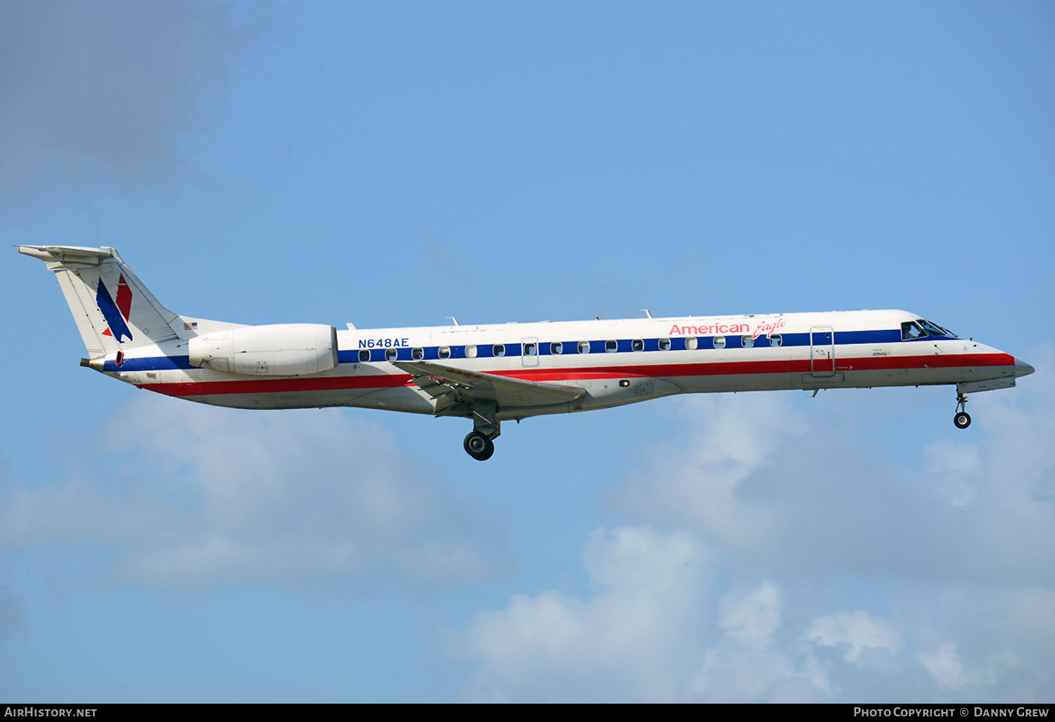 Aircraft Photo of N648AE | Embraer ERJ-145LR (EMB-145LR) | American Eagle | AirHistory.net #214509