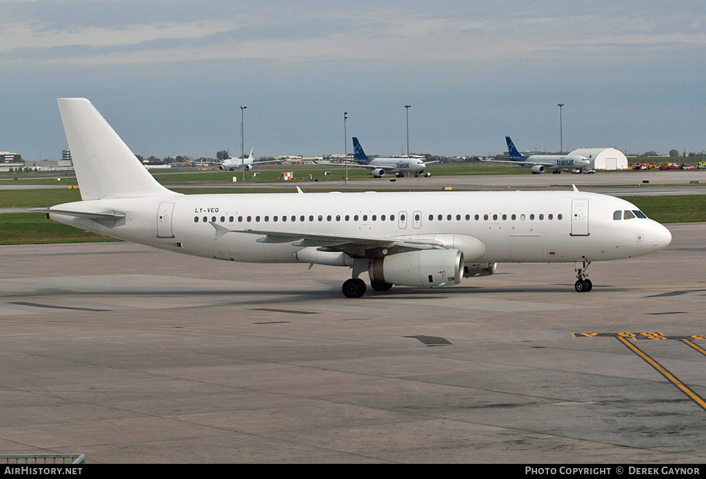 Aircraft Photo of LY-VEQ | Airbus A320-232 | AirHistory.net #214531