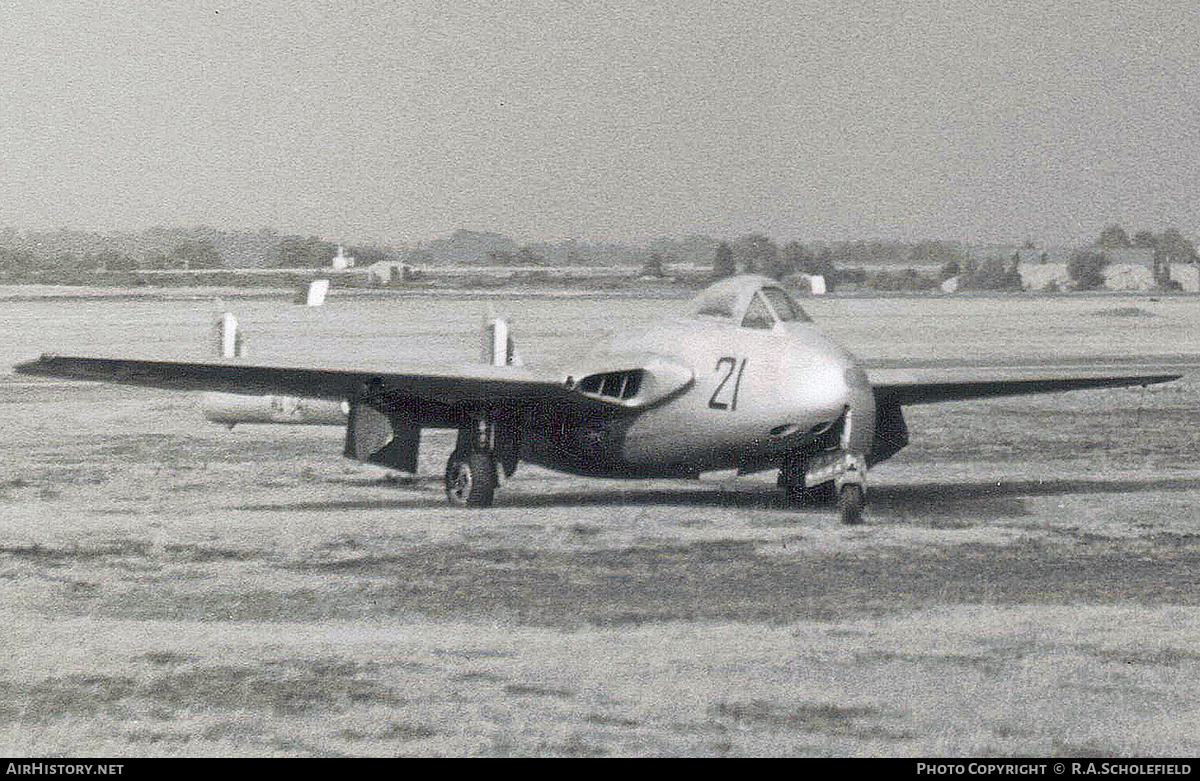 Aircraft Photo of WA347 | De Havilland D.H. 100 Vampire FB5 | UK - Air Force | AirHistory.net #214539