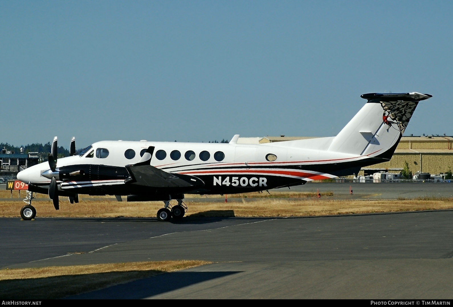 Aircraft Photo of N450CR | Raytheon 350 King Air (B300) | AirHistory.net #214542