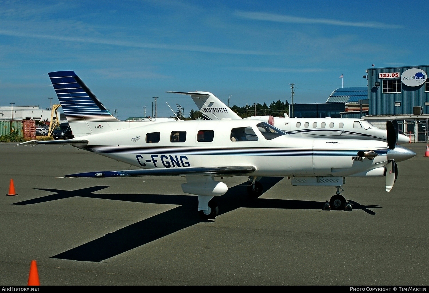 Aircraft Photo of C-FGNG | Piper PA-46-350P Malibu Mirage/Jetprop DLX | AirHistory.net #214599