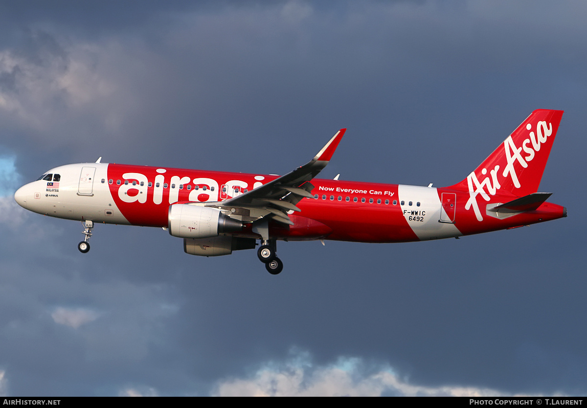 Aircraft Photo of F-WWIC | Airbus A320-216 | AirAsia | AirHistory.net #214602