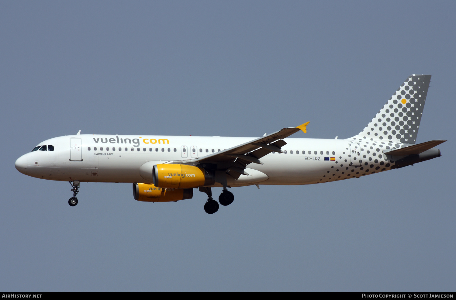 Aircraft Photo of EC-LQZ | Airbus A320-214 | Vueling Airlines | AirHistory.net #214613