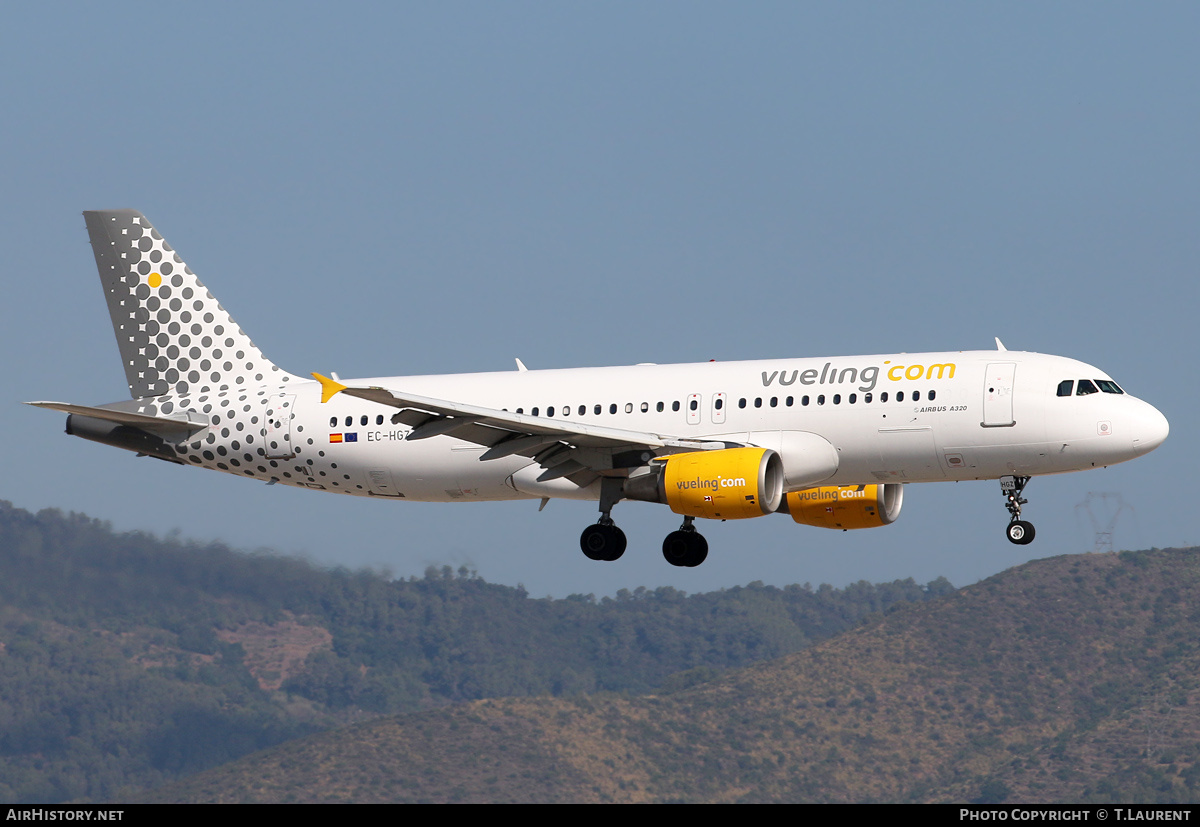Aircraft Photo of EC-HGZ | Airbus A320-214 | Vueling Airlines | AirHistory.net #214735