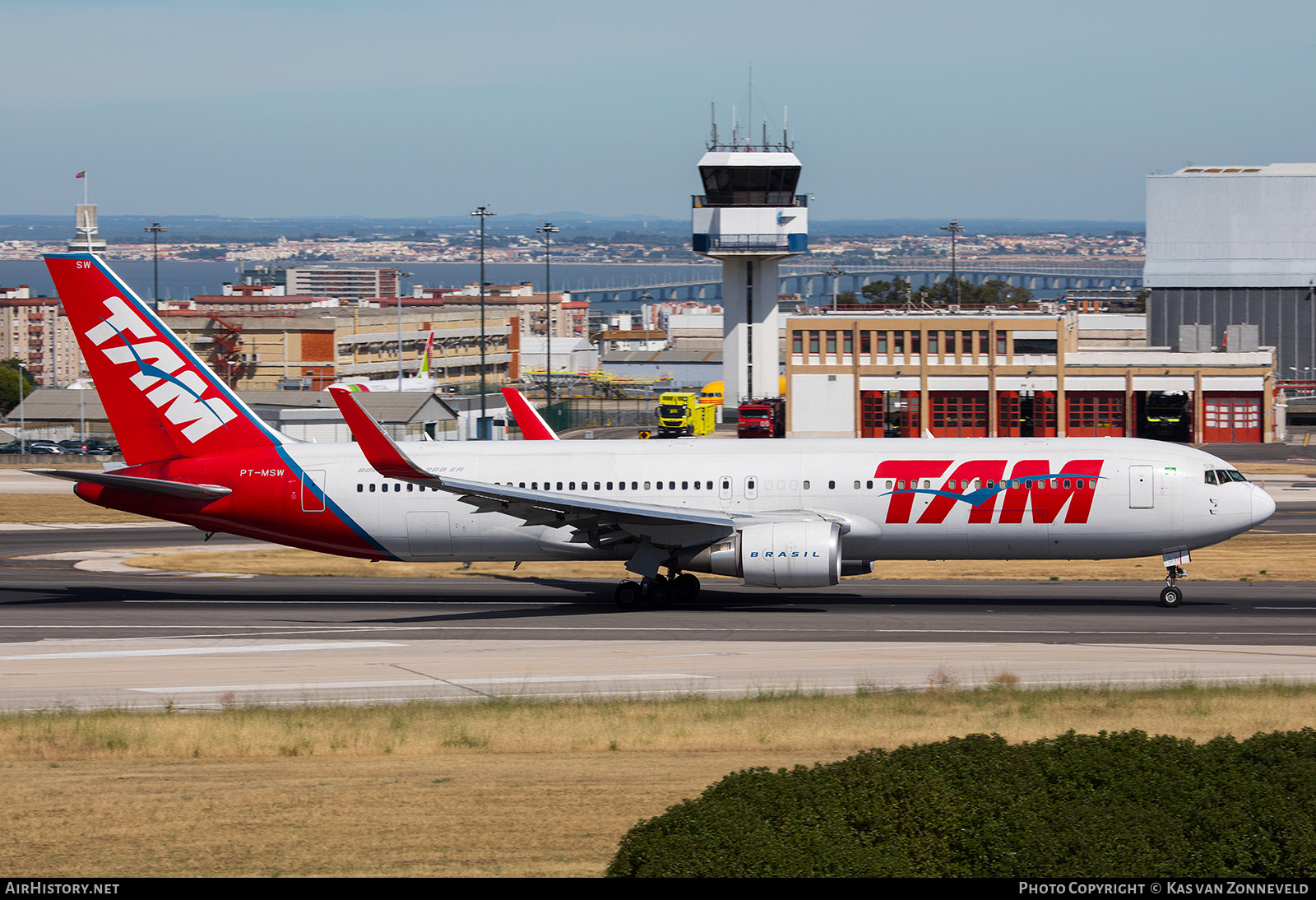 Aircraft Photo of PT-MSW | Boeing 767-316/ER | TAM Linhas Aéreas | AirHistory.net #214744