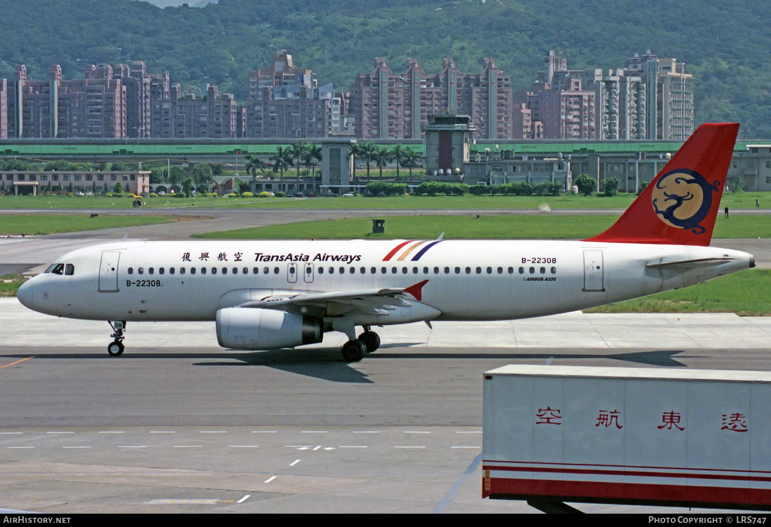 Aircraft Photo of B-22308 | Airbus A320-231 | TransAsia Airways | AirHistory.net #214846