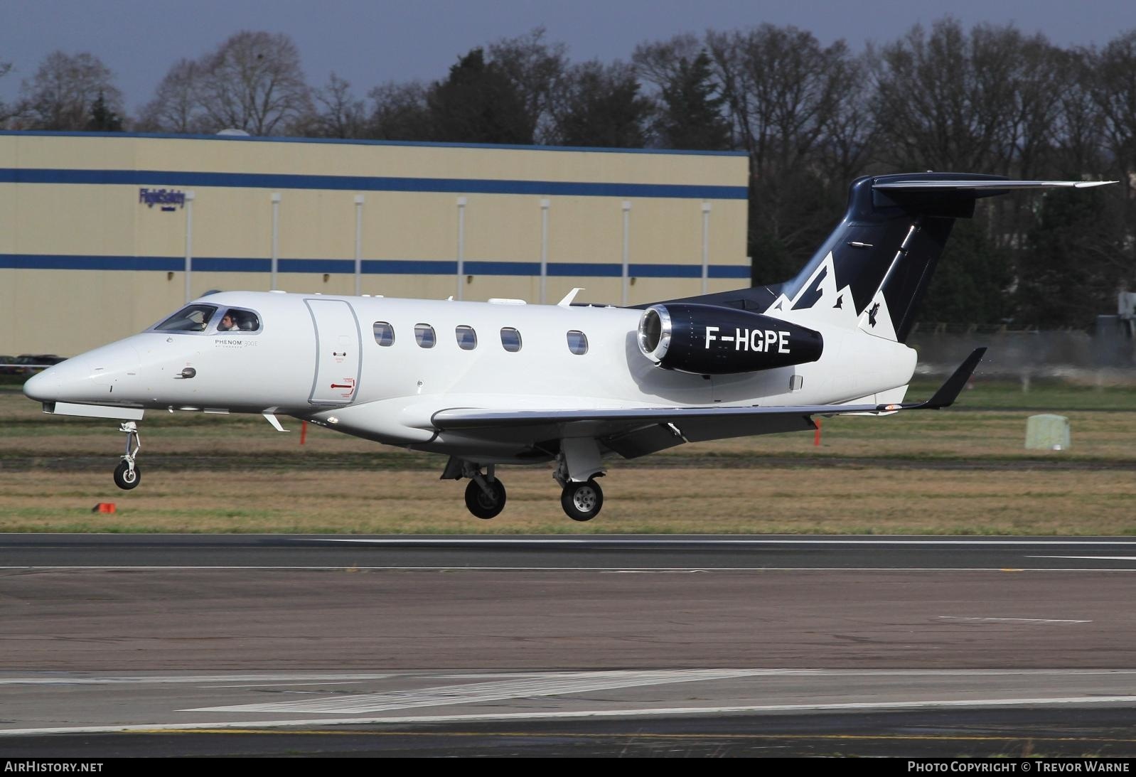 Aircraft Photo of F-HGPE | Embraer EMB-505 Phenom 300E | AirHistory.net #214892