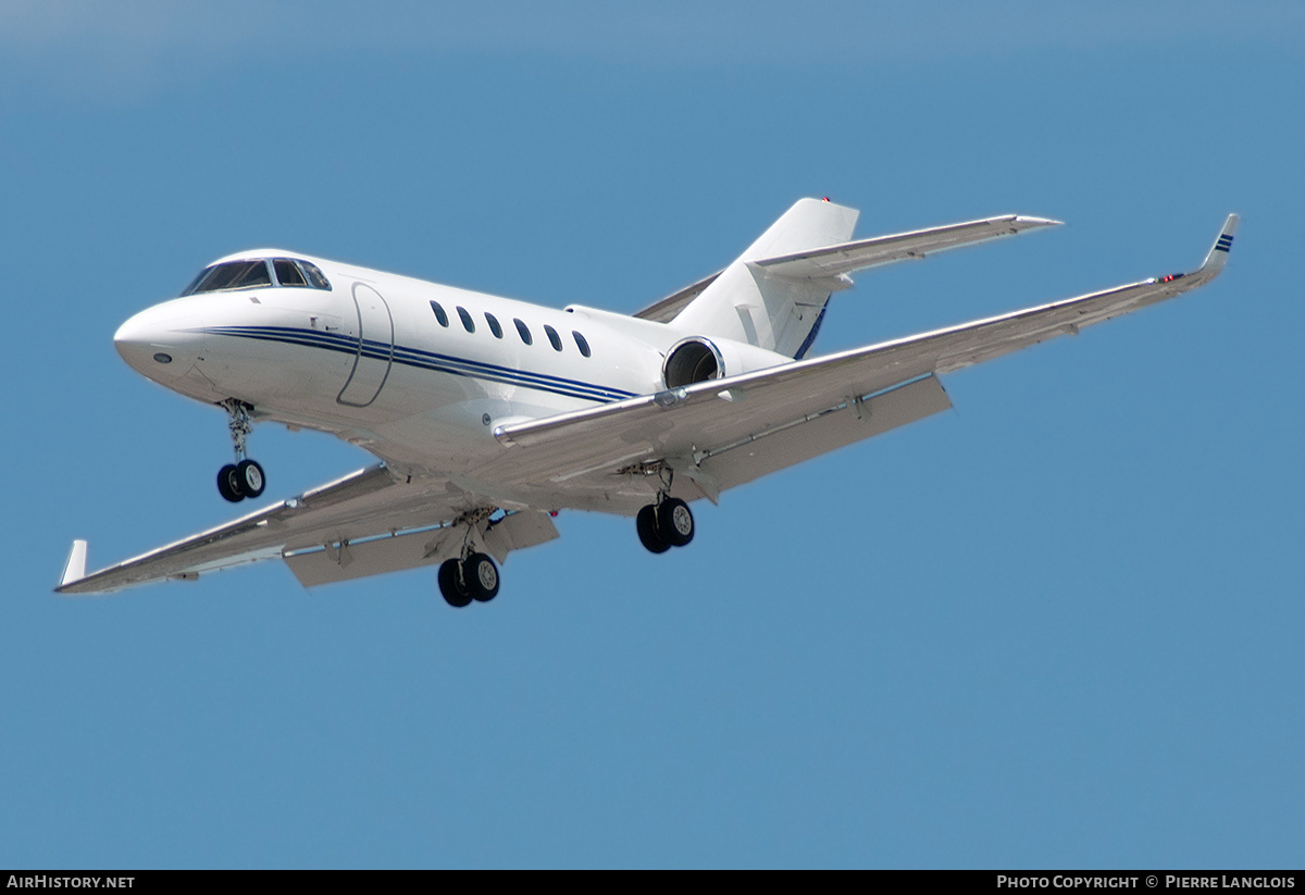 Aircraft Photo of N80J | Hawker Beechcraft 900XP | AirHistory.net #214931