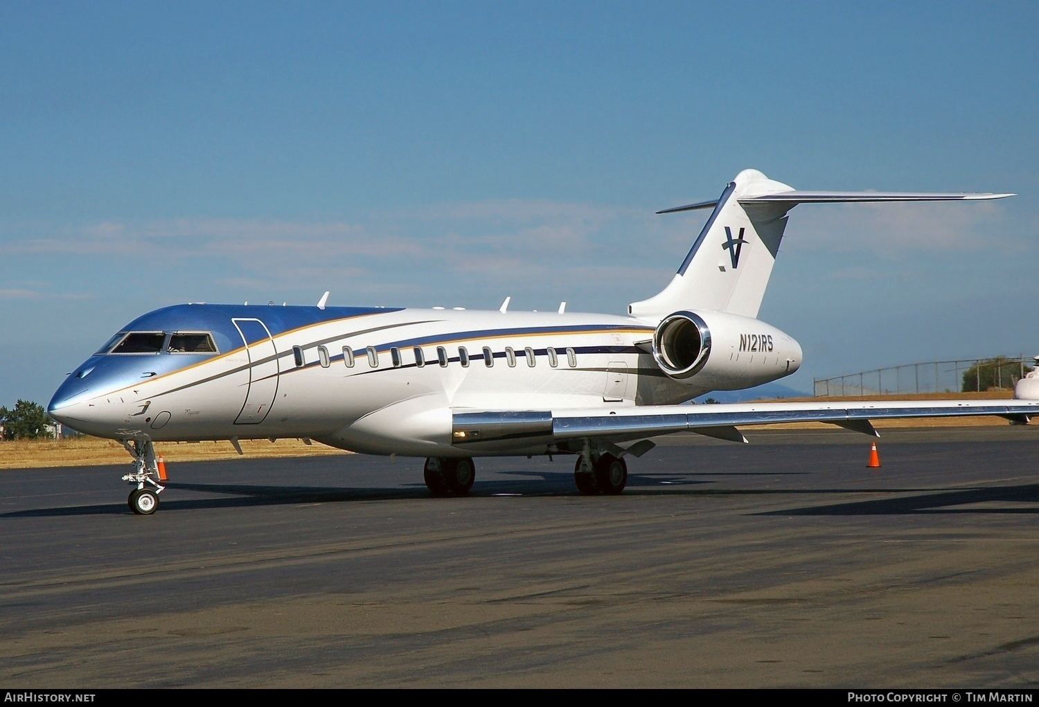 Aircraft Photo of N121RS | Bombardier Global Express XRS (BD-700-1A10) | AirHistory.net #214965