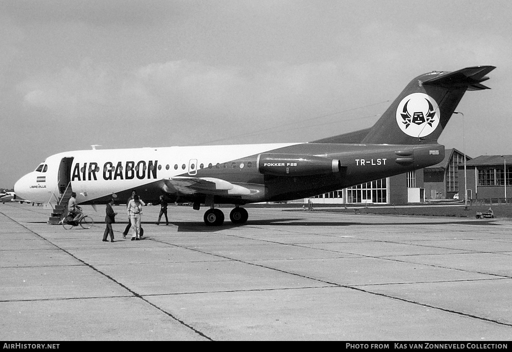 Aircraft Photo of TR-LST | Fokker F28-1000 Fellowship | Air Gabon | AirHistory.net #215039