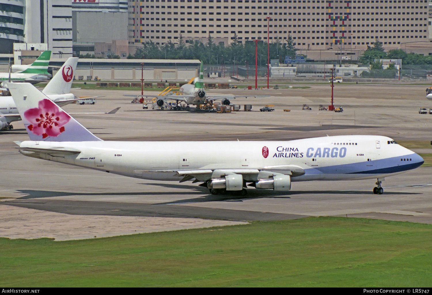 Aircraft Photo of B-1864 | Boeing 747-209B(SF) | China Airlines Cargo | AirHistory.net #215094