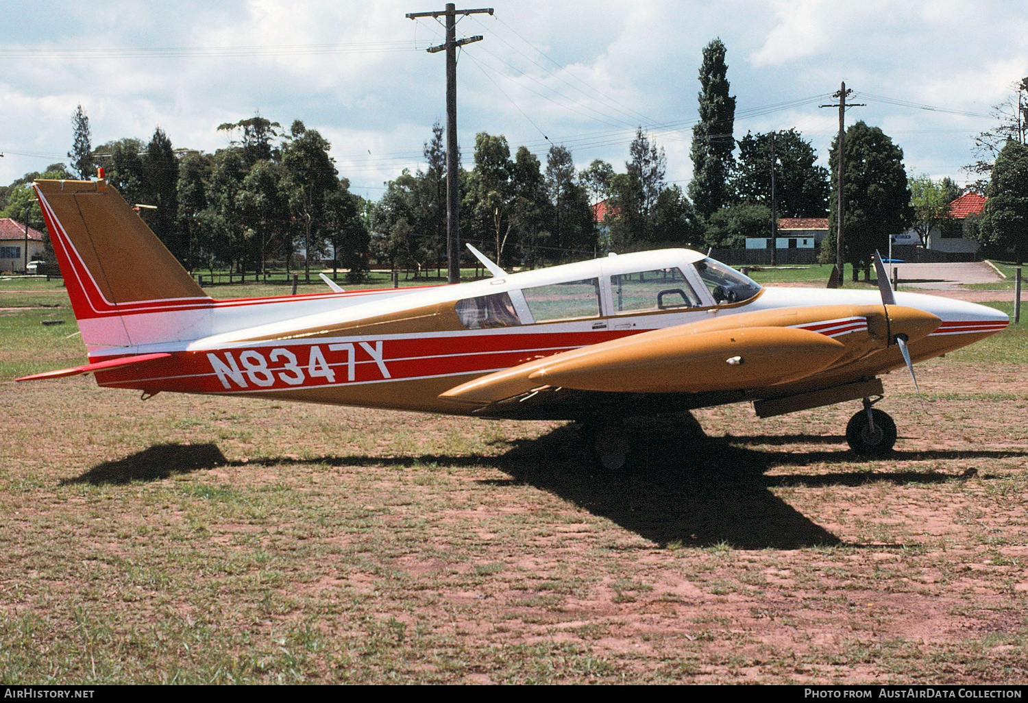 Aircraft Photo of N8347Y | Piper PA-30-160 Twin Comanche B | AirHistory.net #215206