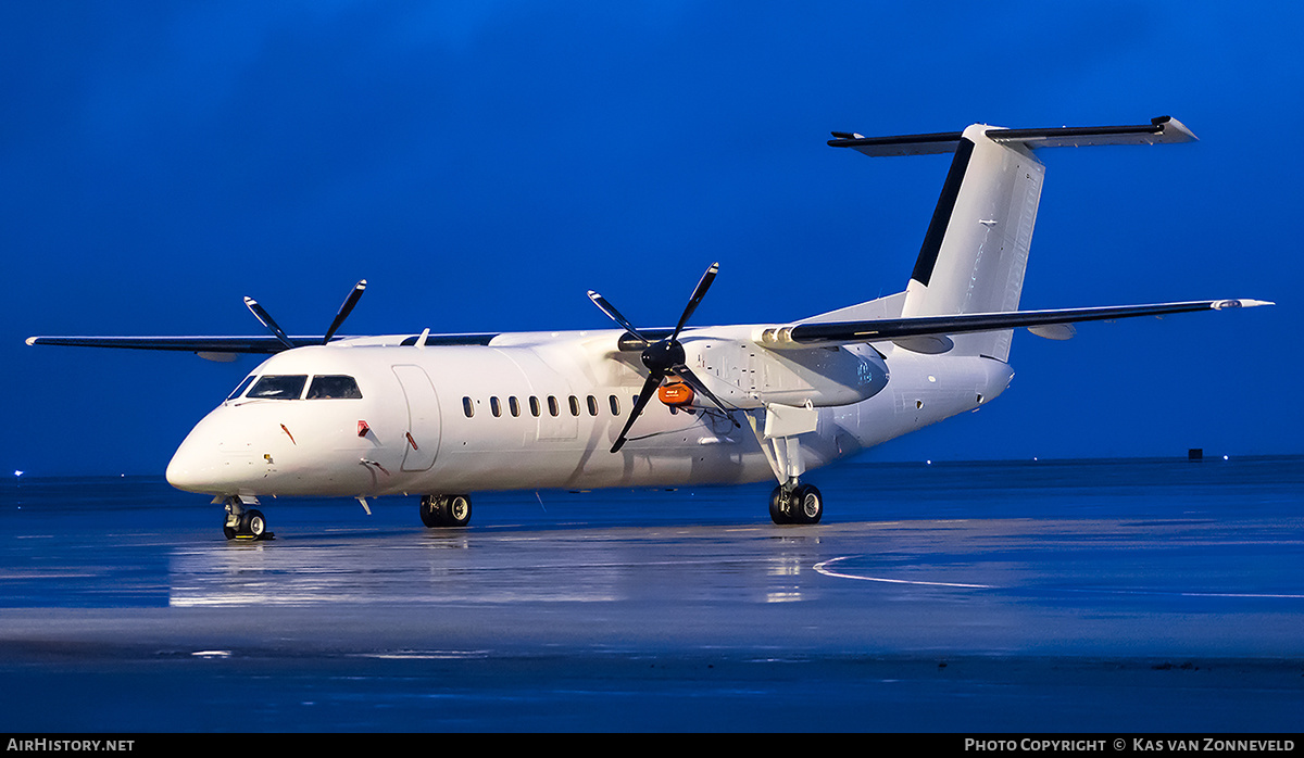 C-FACV - De Havilland Canada Dash 8-300 - Voyageur Airways - Flightradar24