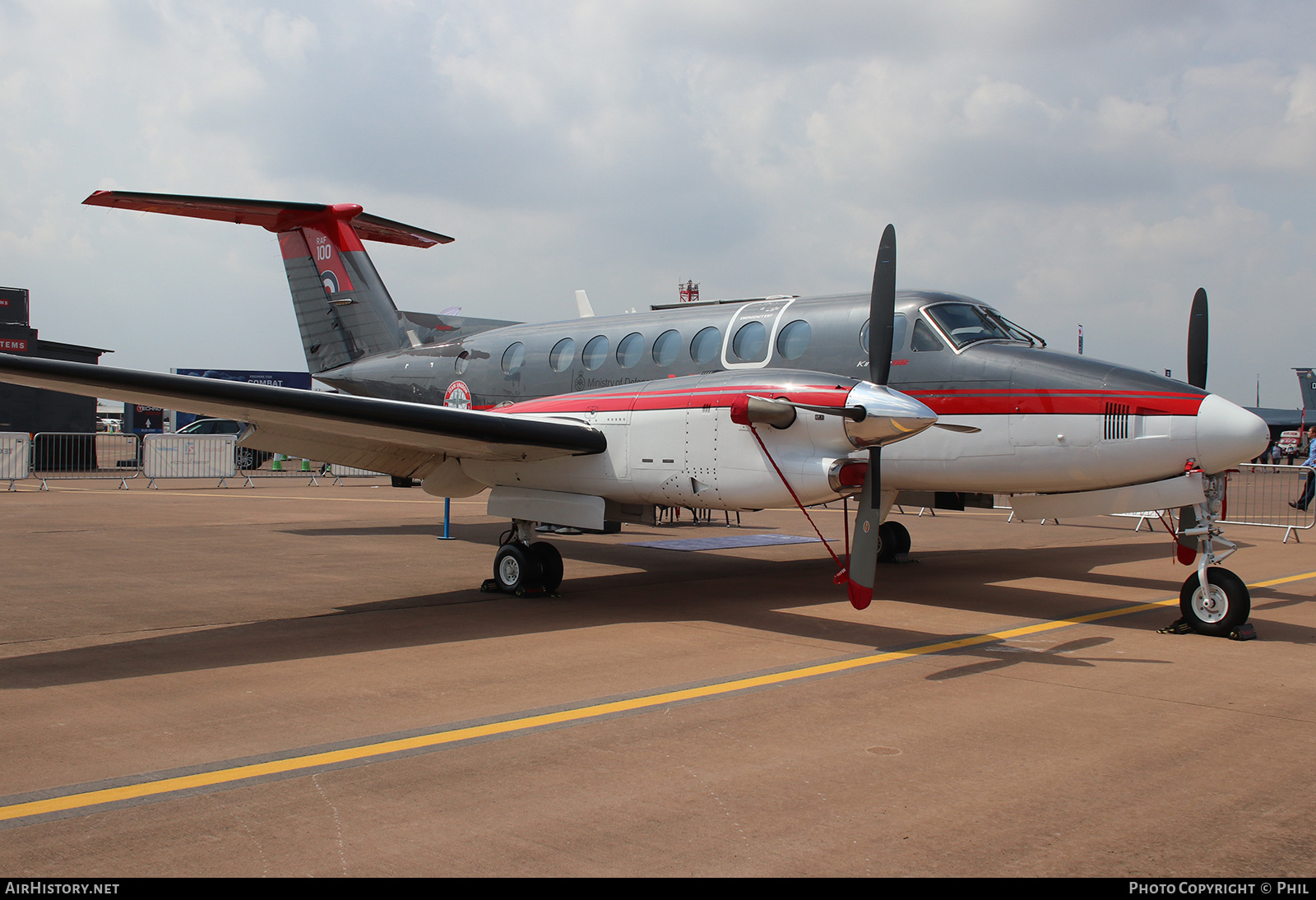 Aircraft Photo of G-GMAD | Hawker Beechcraft 350C King Air (B300C) | AirHistory.net #215356
