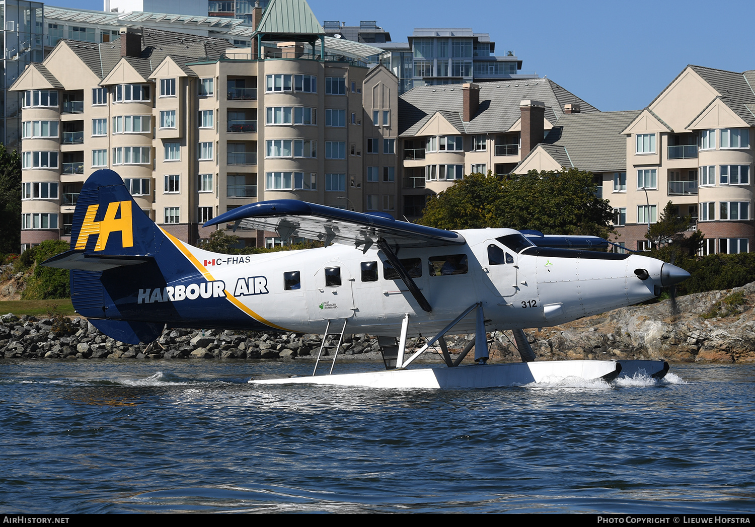 Aircraft Photo of C-FHAS | Vazar DHC-3T Turbine Otter | Harbour Air | AirHistory.net #215373