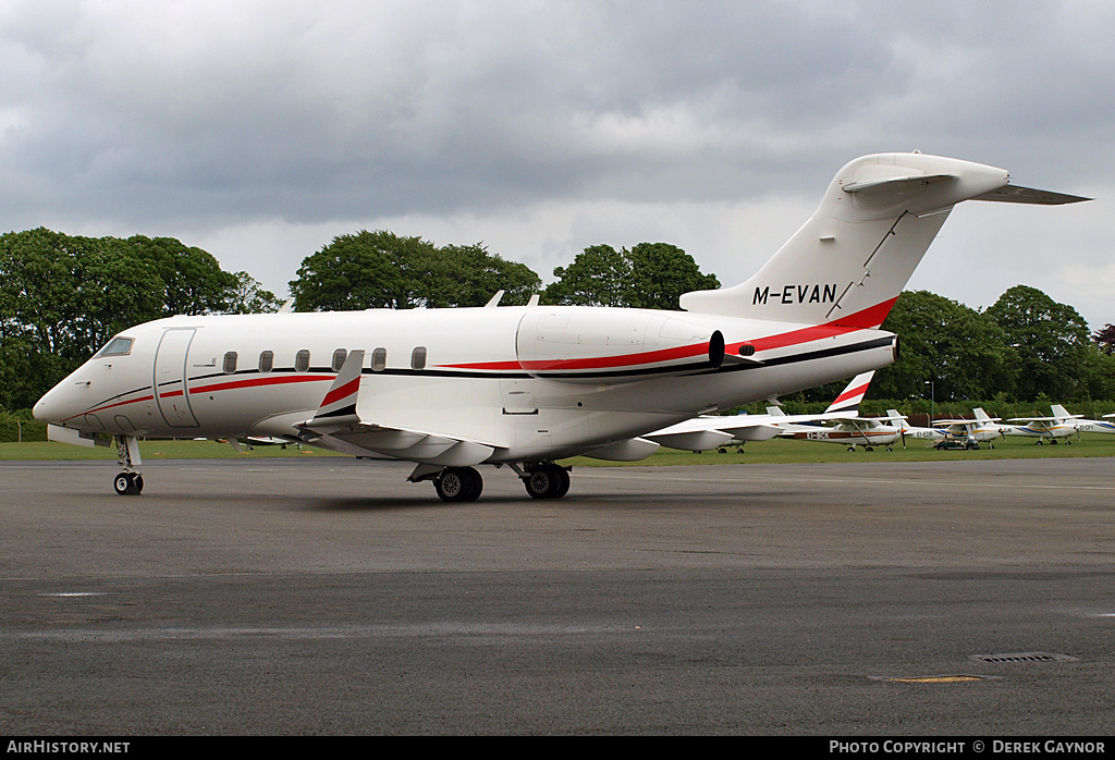 Aircraft Photo of M-EVAN | Bombardier Challenger 300 (BD-100-1A10) | AirHistory.net #215406