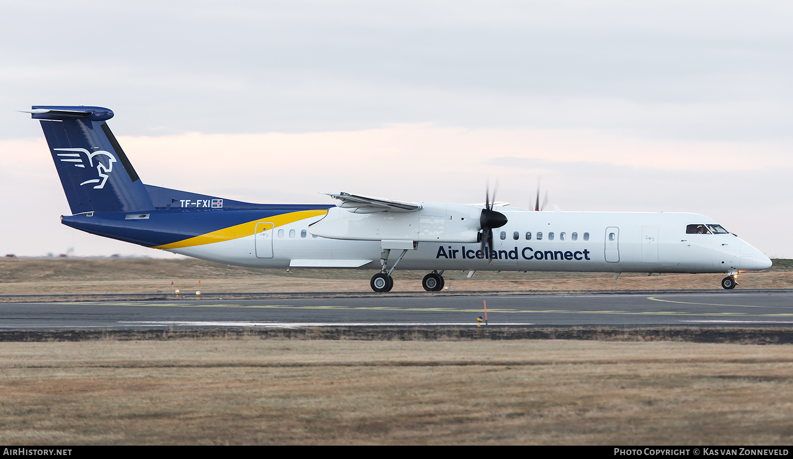 Aircraft Photo of TF-FXI | Bombardier DHC-8-402 Dash 8 | Air Iceland Connect | AirHistory.net #215579