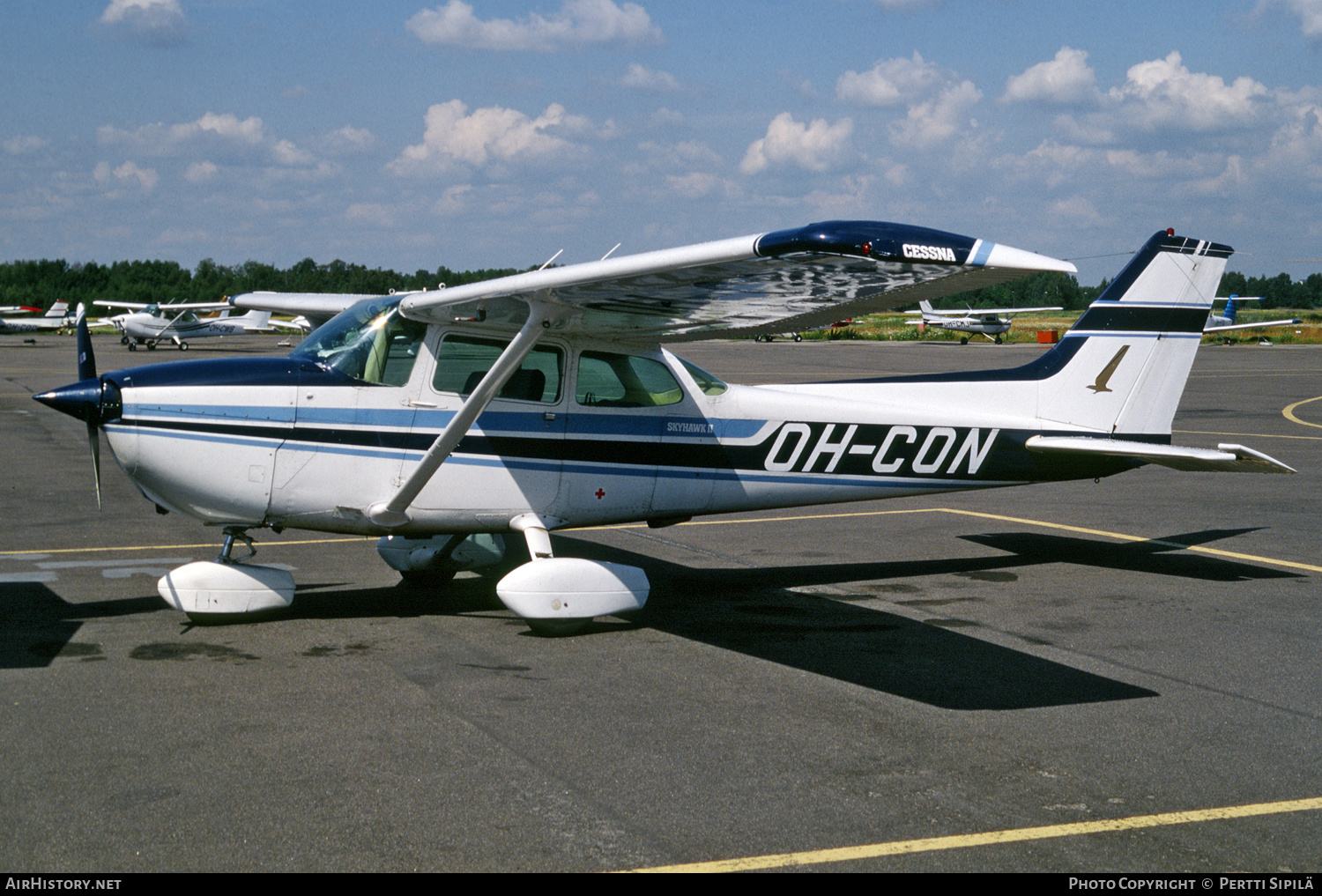 Aircraft Photo of OH-CON | Cessna 172N Skyhawk II | AirHistory.net #215635
