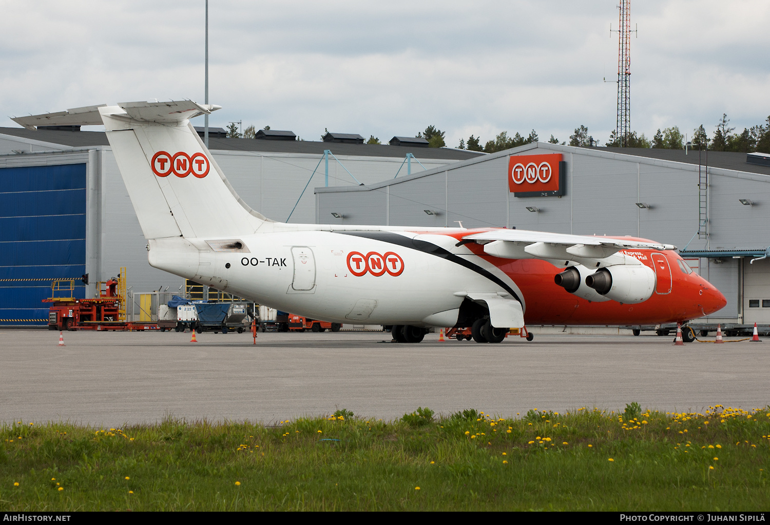 Aircraft Photo of OO-TAK | British Aerospace BAe-146-300QT Quiet Trader | TNT Airways | AirHistory.net #215696