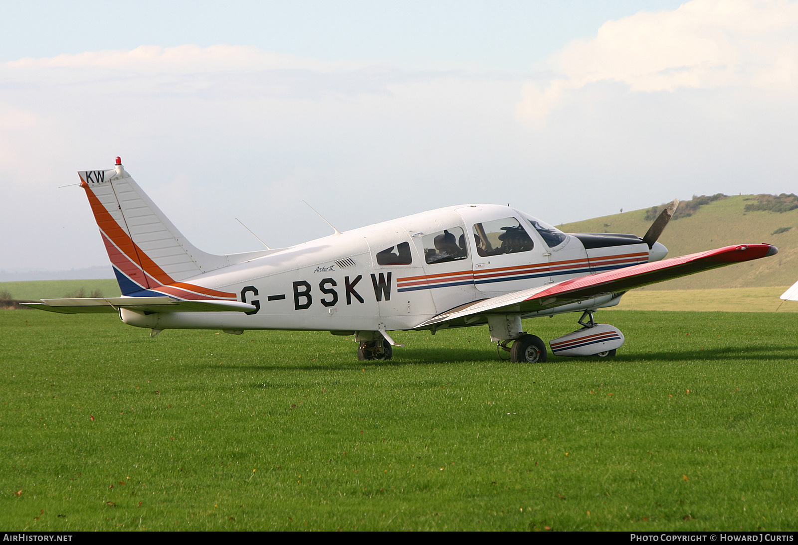 Aircraft Photo of G-BSKW | Piper PA-28-181 Cherokee Archer II | AirHistory.net #215740