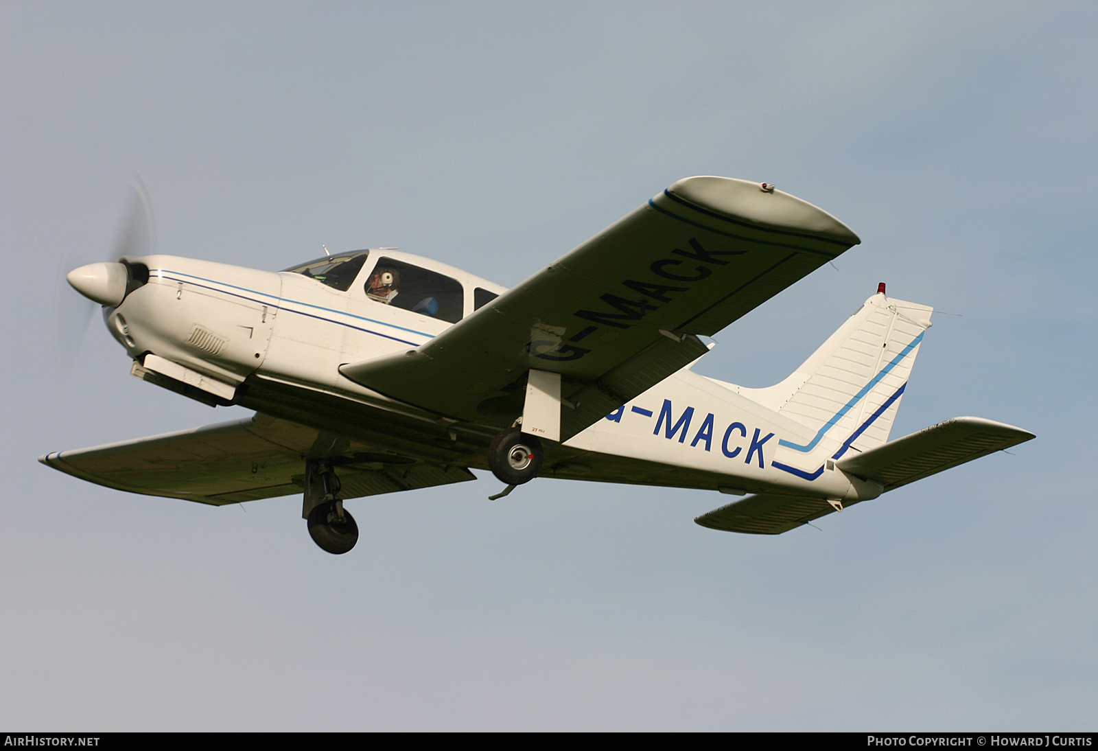 Aircraft Photo of G-MACK | Piper PA-28R-200 Cherokee Arrow II | AirHistory.net #215750