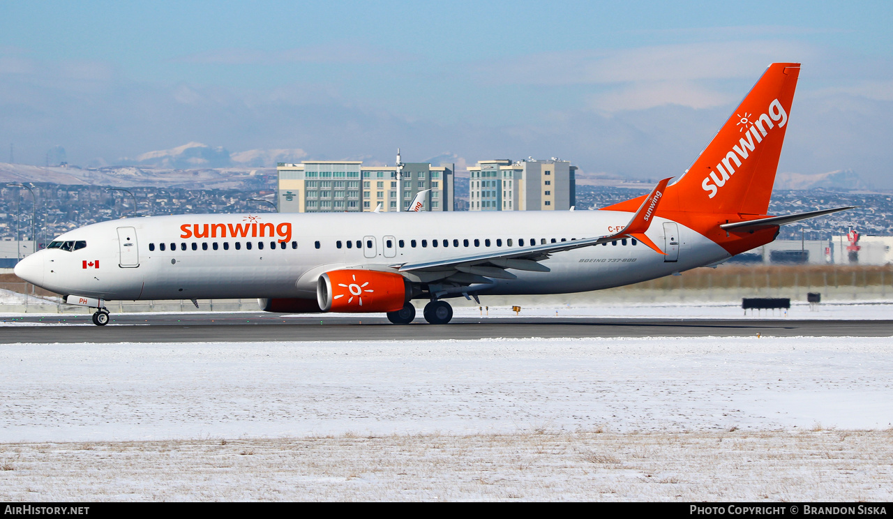 Aircraft Photo of C-FFPH | Boeing 737-81D | Sunwing Airlines | AirHistory.net #215827