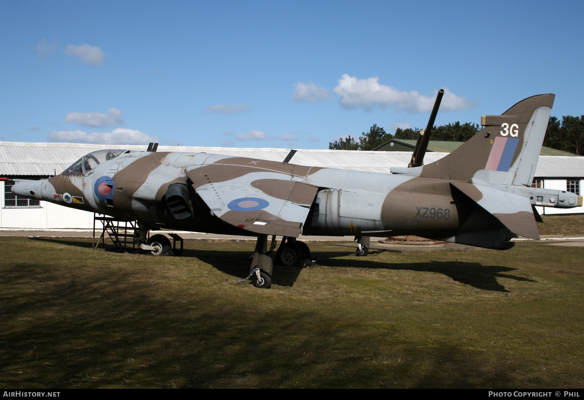 Aircraft Photo of XZ968 | Hawker Siddeley Harrier GR3 | UK - Air Force | AirHistory.net #215909