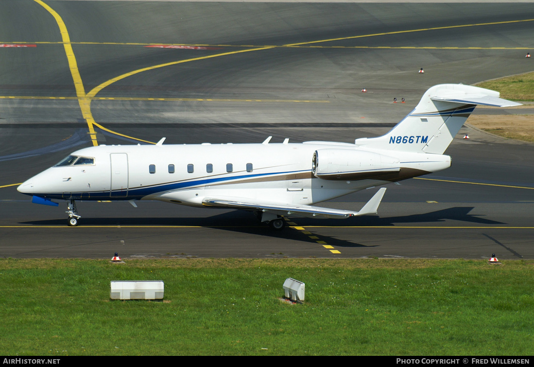 Aircraft Photo of N866TM | Bombardier Challenger 300 (BD-100-1A10) | AirHistory.net #216086
