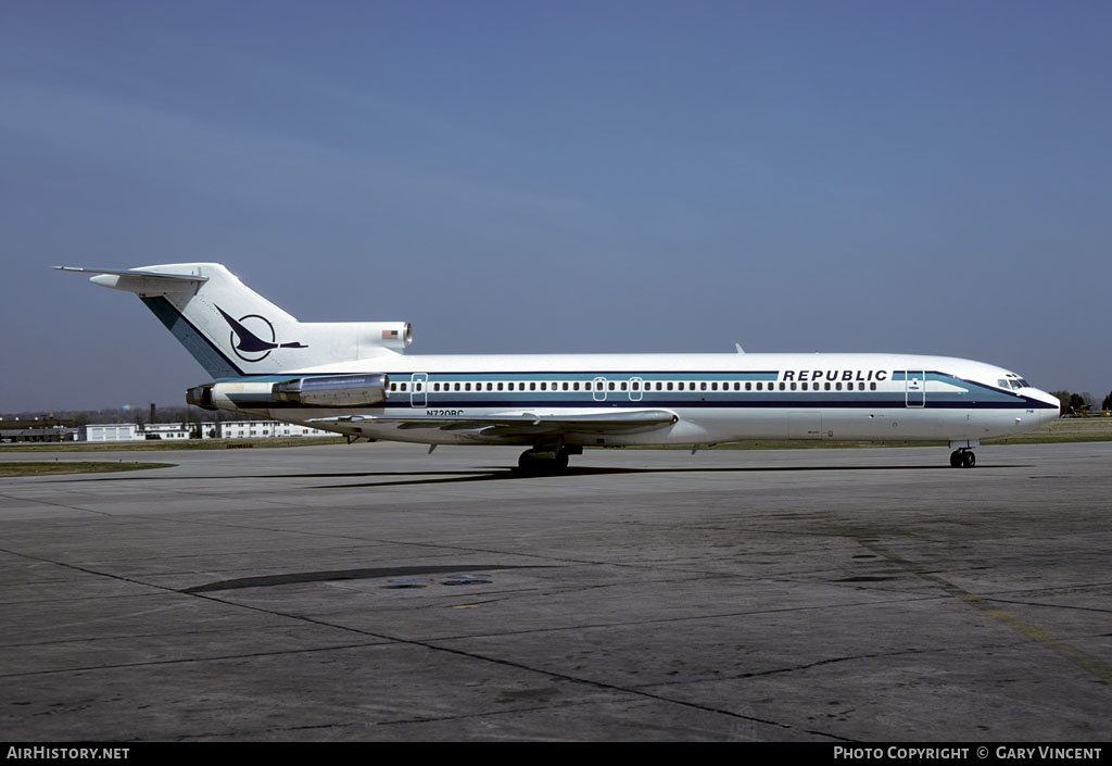 Aircraft Photo of N720RC | Boeing 727-2S7/Adv | Republic Airlines | AirHistory.net #216101