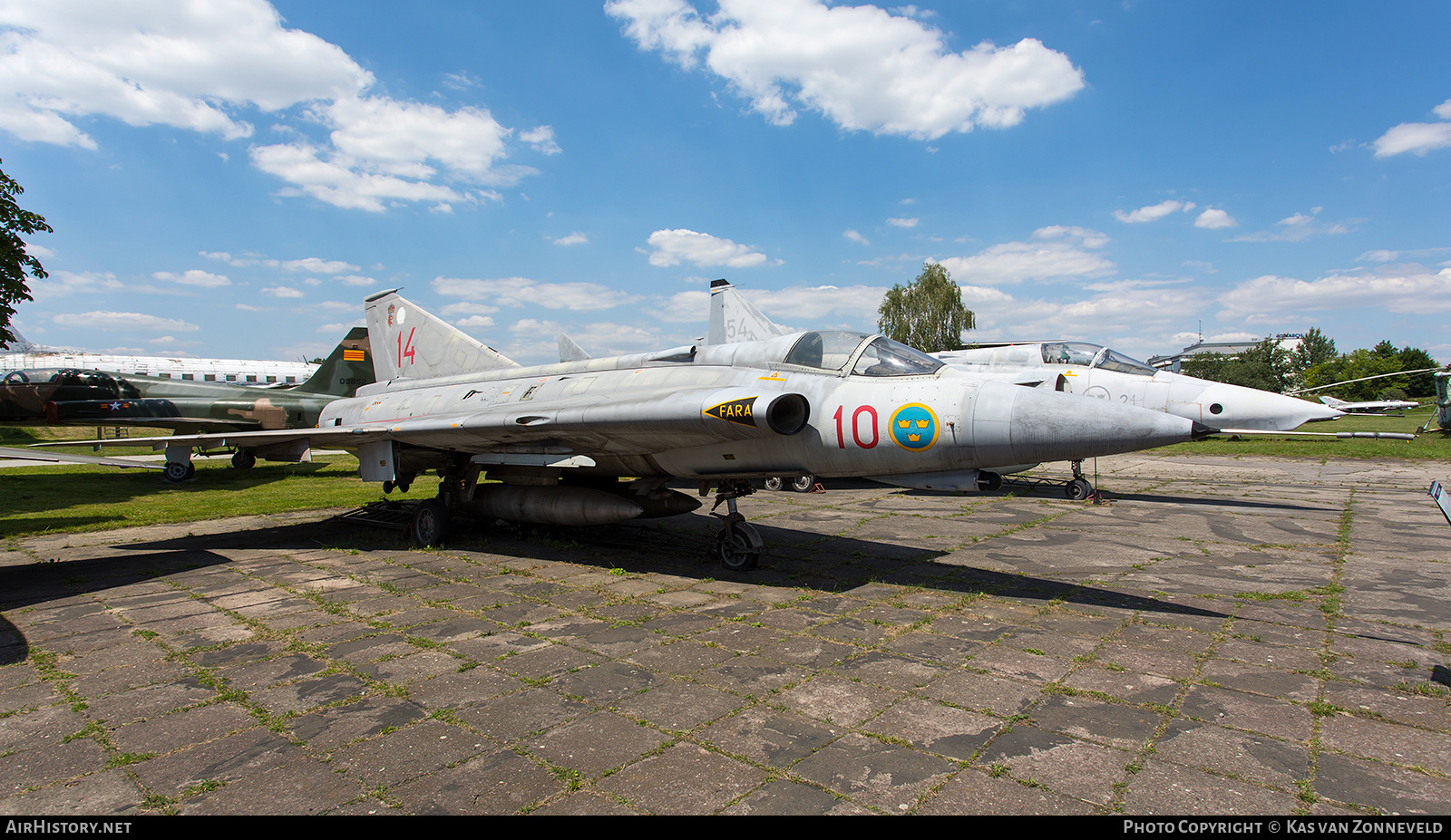 Aircraft Photo of 35520 | Saab J35J Draken | Sweden - Air Force | AirHistory.net #216111