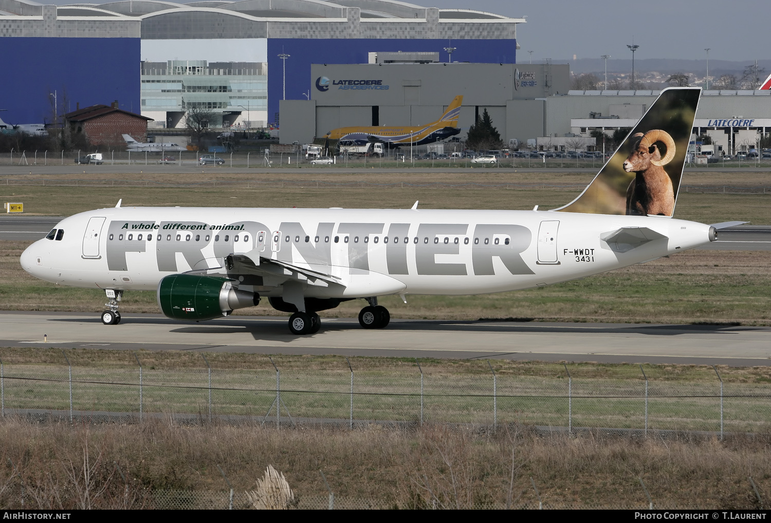 Aircraft Photo of F-WWDT | Airbus A320-214 | Frontier Airlines | AirHistory.net #216115