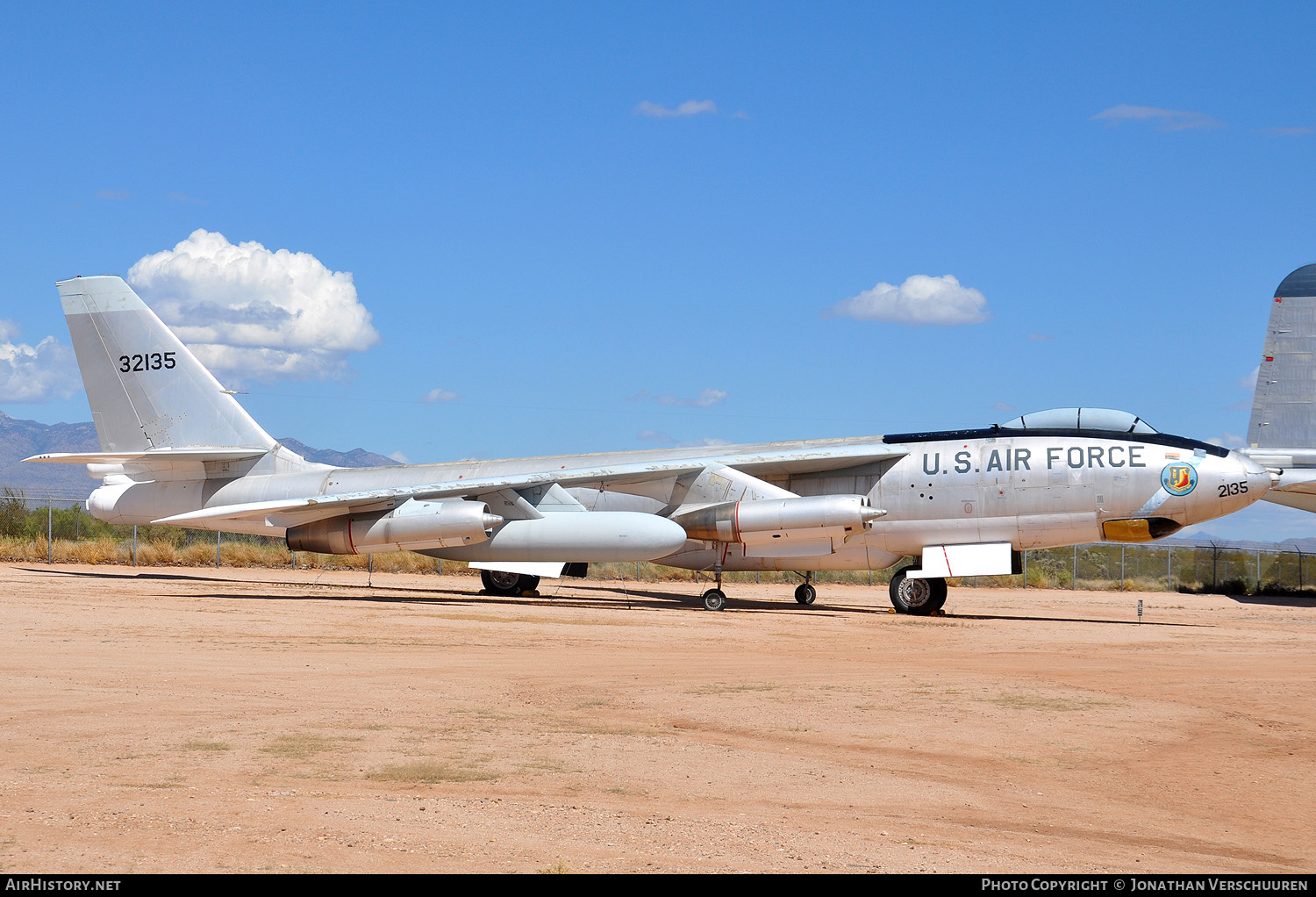 Aircraft Photo of 53-2135 / 32135 | Boeing EB-47E Stratojet | USA - Air Force | AirHistory.net #216233