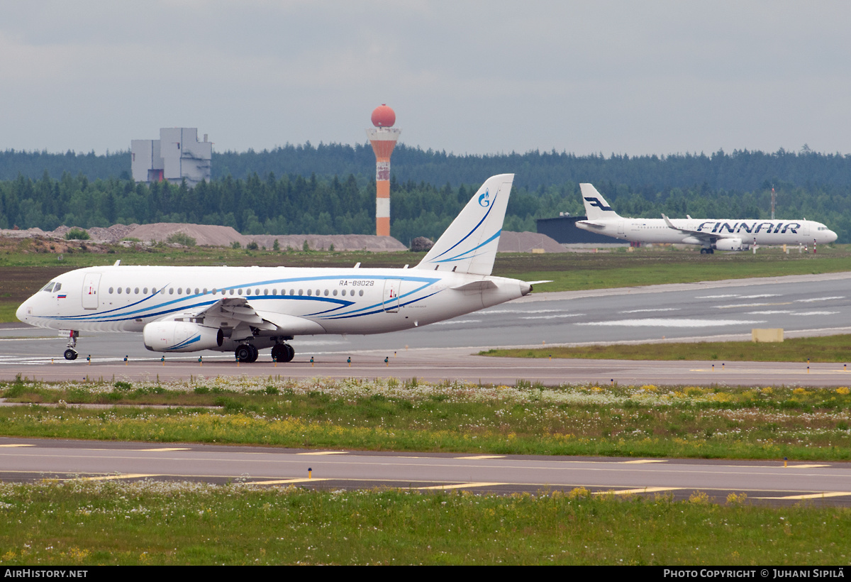 Aircraft Photo of RA-89029 | Sukhoi SSJ-100-95B-LR Superjet 100 (RRJ-95LR) | Gazpromavia | AirHistory.net #216250