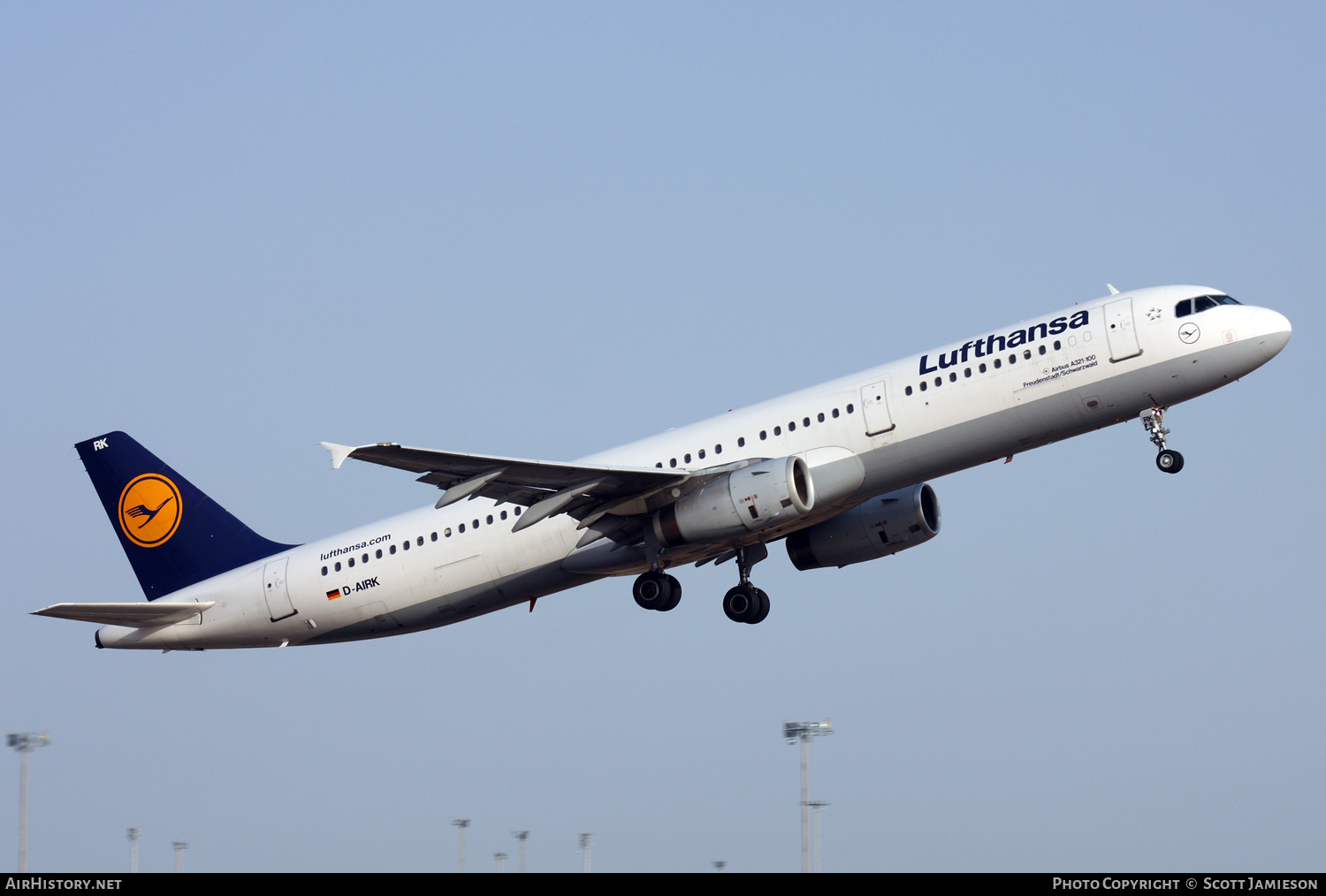 Aircraft Photo of D-AIRK | Airbus A321-131 | Lufthansa | AirHistory.net #216253