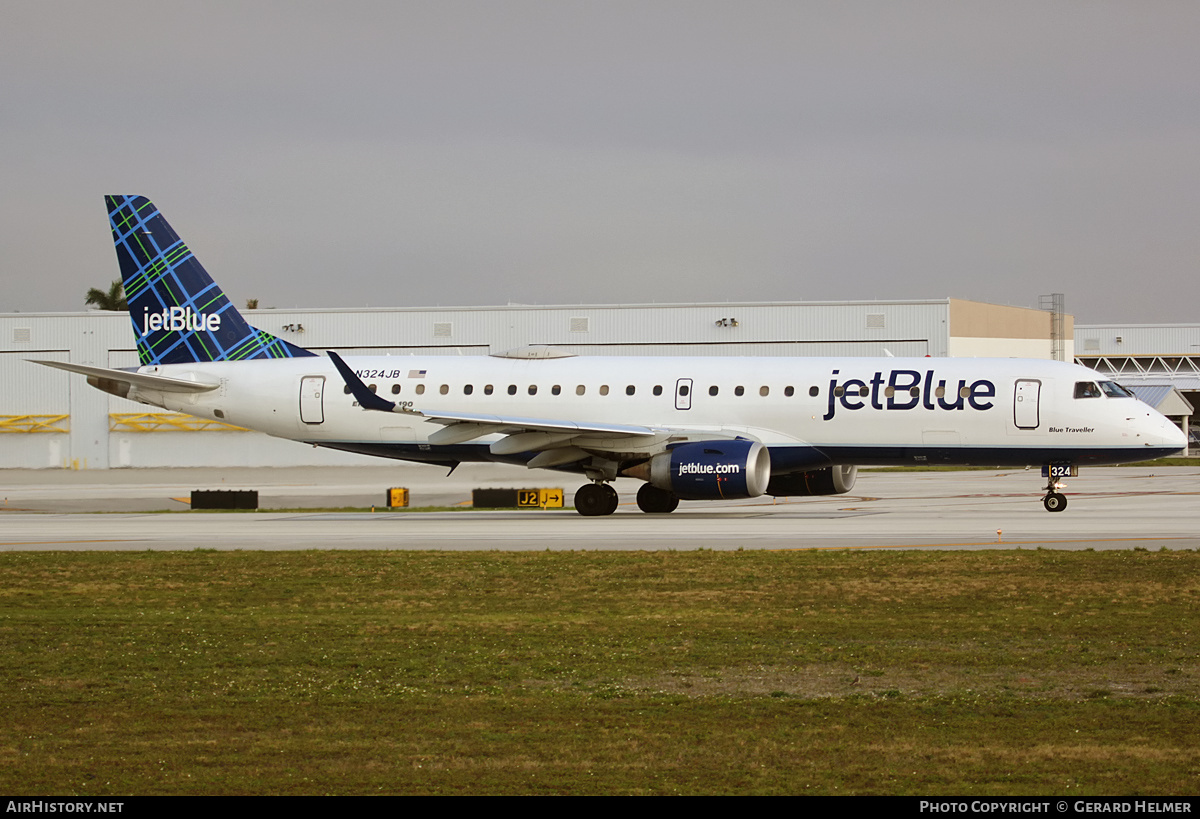 Aircraft Photo of N324JB | Embraer 190AR (ERJ-190-100IGW) | JetBlue Airways | AirHistory.net #216255