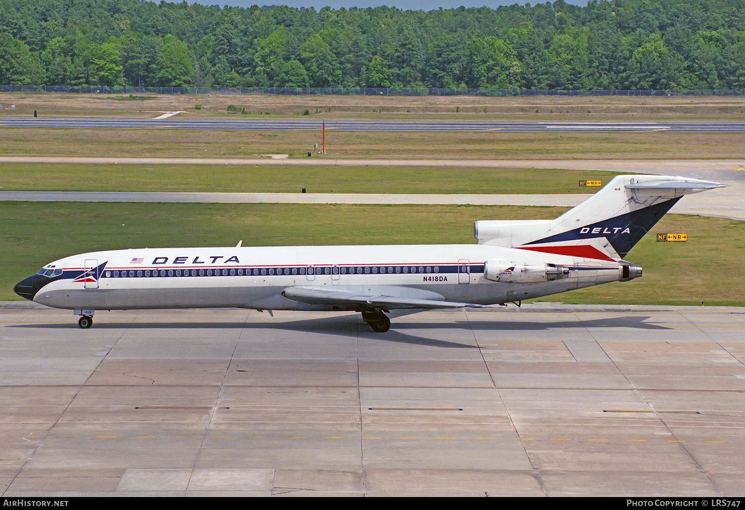 Aircraft Photo of N418DA | Boeing 727-232/Adv | Delta Air Lines | AirHistory.net #216282