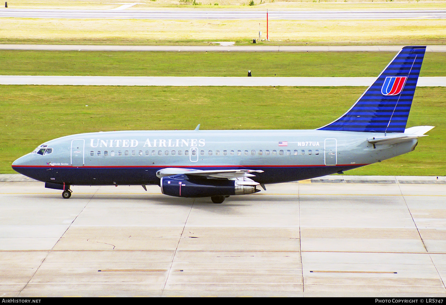 Aircraft Photo of N977UA | Boeing 737-291/Adv | United Airlines | AirHistory.net #216307