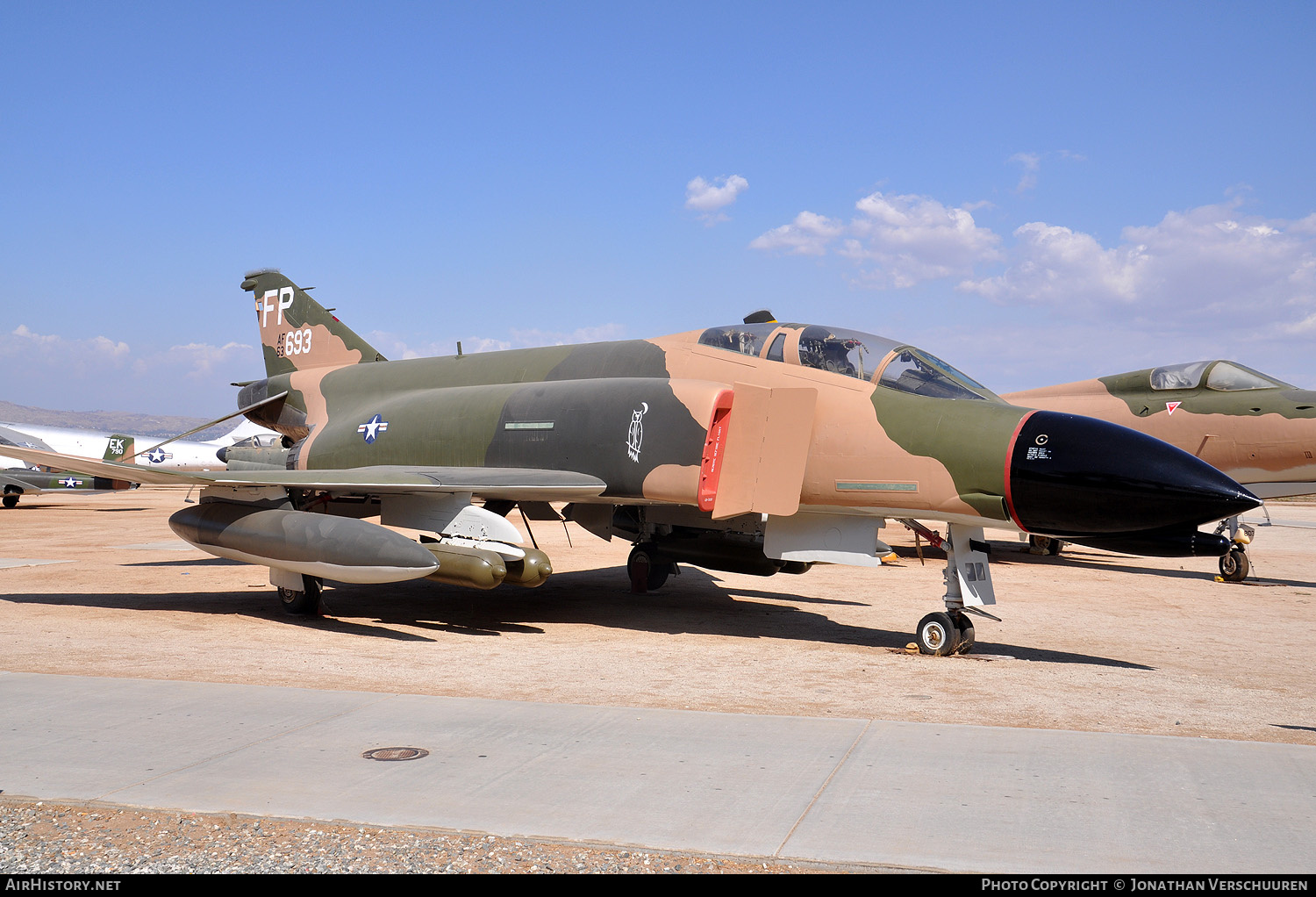 Aircraft Photo of 63-7693 / AF63-693 | McDonnell F-4C Phantom II | USA - Air Force | AirHistory.net #216337