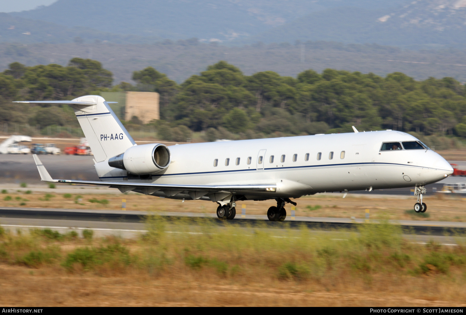 Aircraft Photo of PH-AAG | Bombardier CRJ-200ER (CL-600-2B19) | AirHistory.net #216338