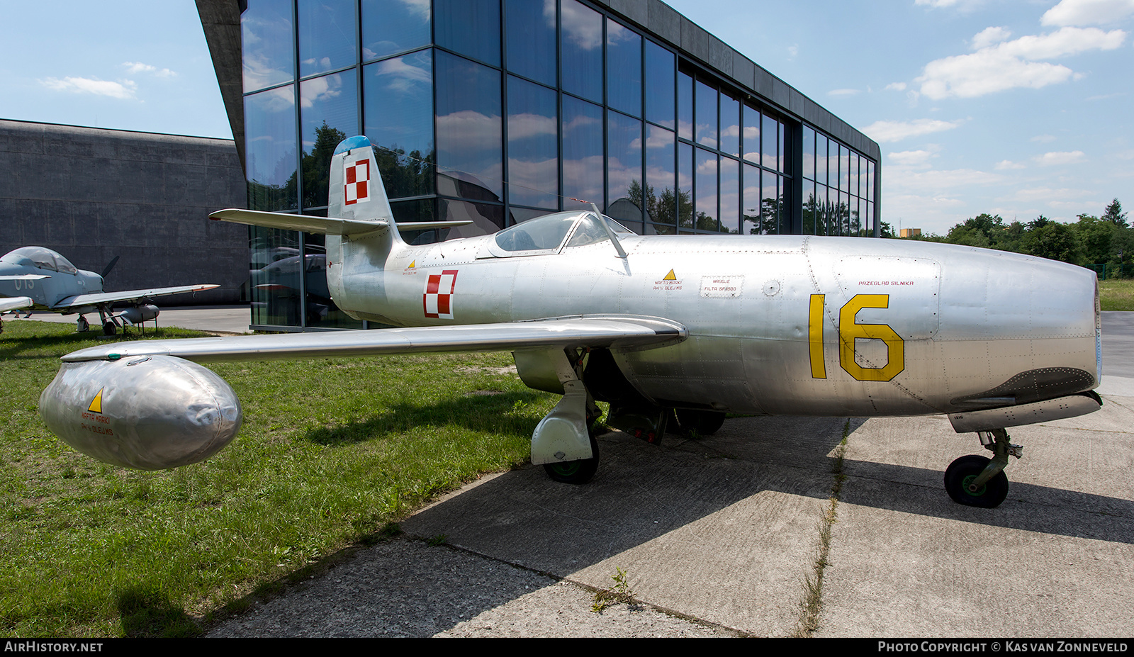 Aircraft Photo of 16 | Yakovlev Yak-23 | Poland - Air Force | AirHistory.net #216438