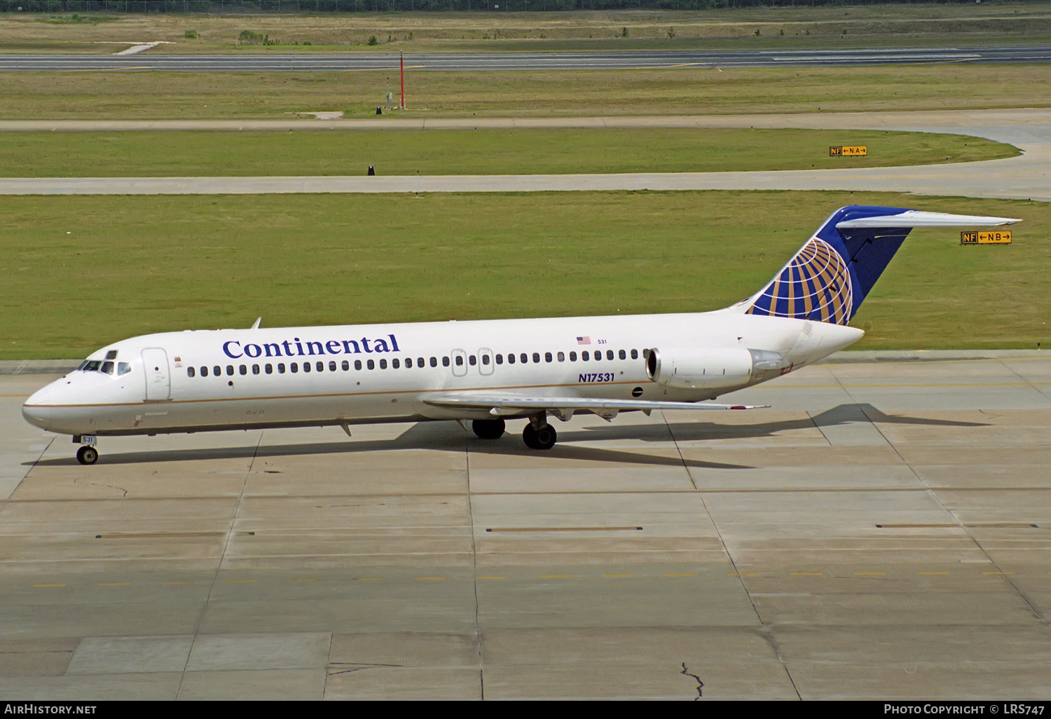 Aircraft Photo of N17531 | McDonnell Douglas DC-9-32 | Continental Airlines | AirHistory.net #216489