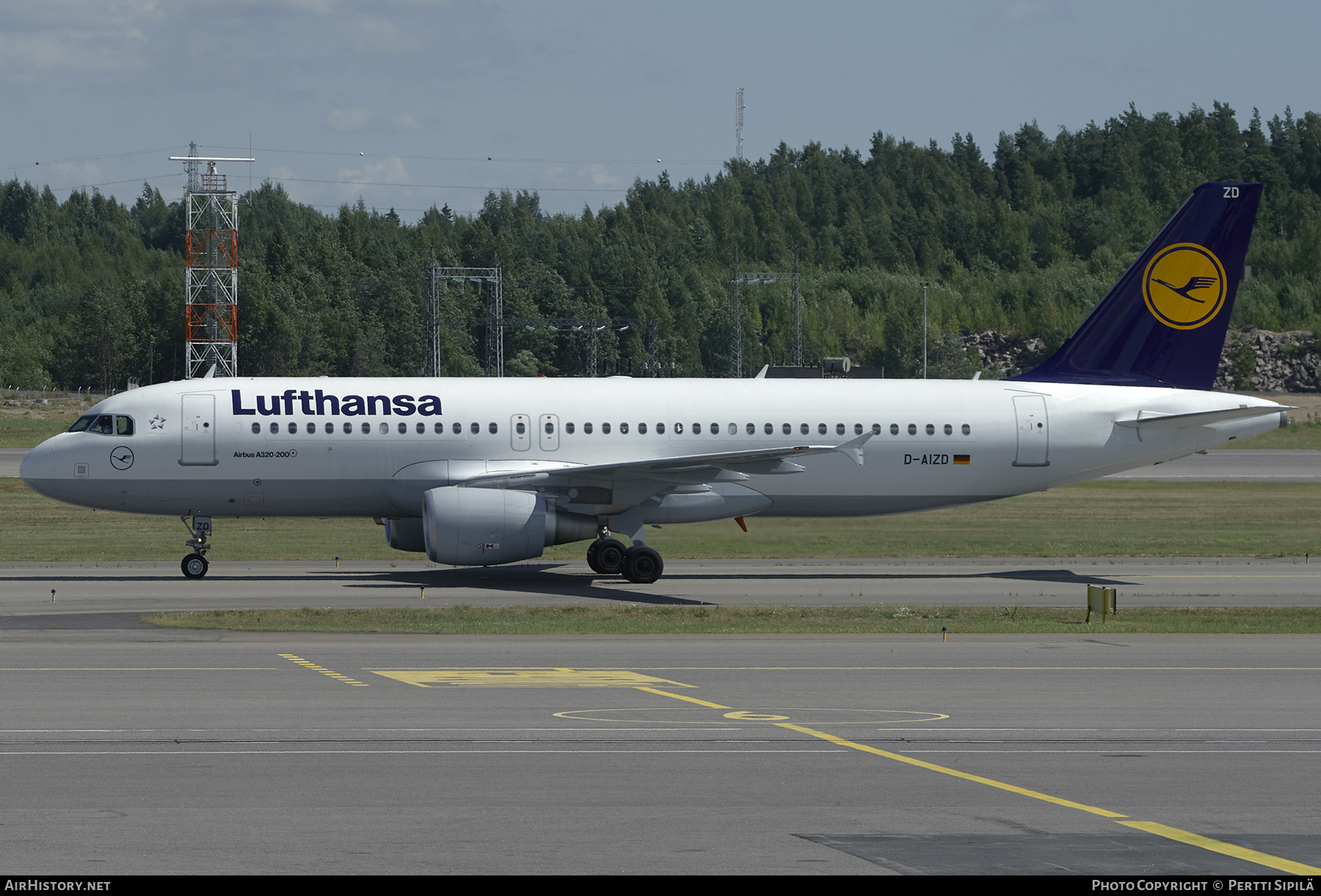 Aircraft Photo of D-AIZD | Airbus A320-214 | Lufthansa | AirHistory.net #216508