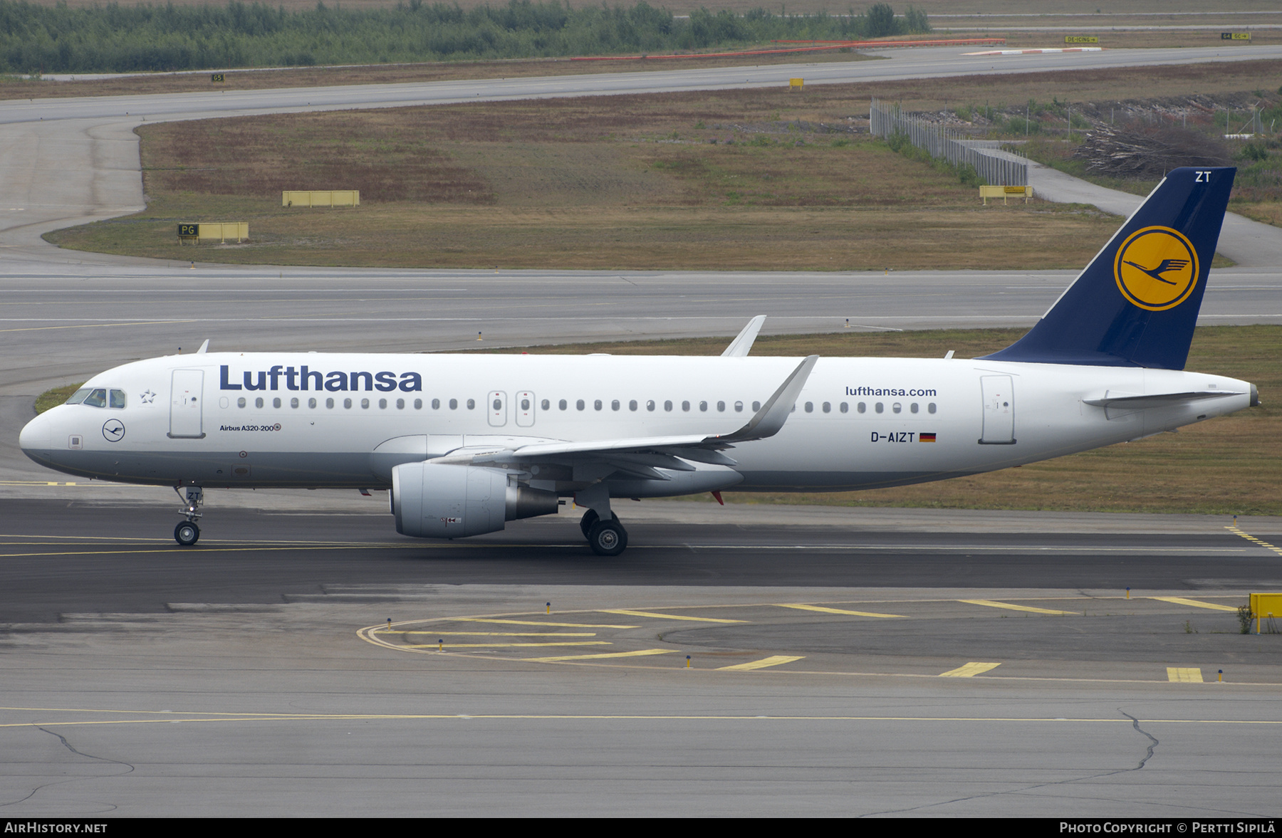 Aircraft Photo of D-AIZT | Airbus A320-214 | Lufthansa | AirHistory.net #216534
