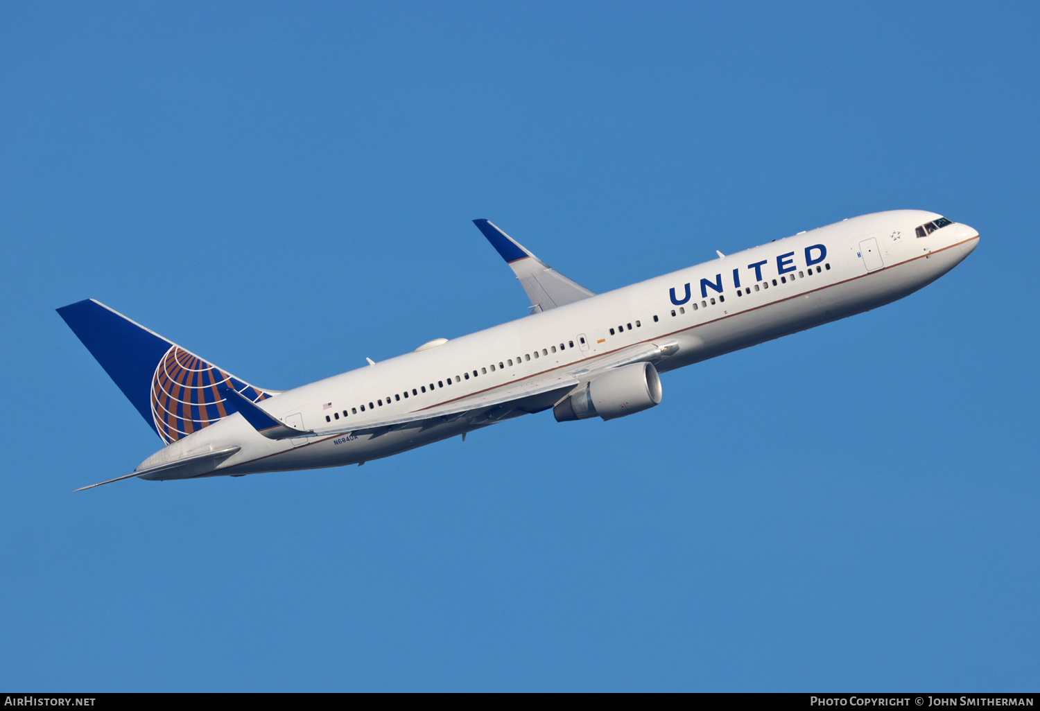 Aircraft Photo of N684UA | Boeing 767-3CB/ER | United Airlines | AirHistory.net #216632